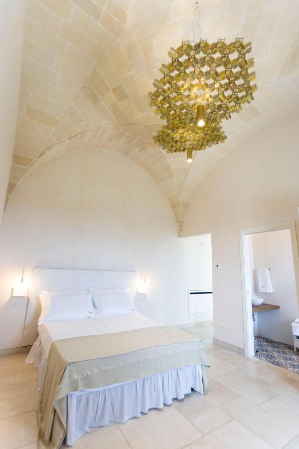 Dimora La Scaledda Bed & Breakfast Serranova Dış mekan fotoğraf